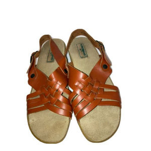 women’s suburbans Malia leather sandals size 10 M Casual Vacation Luxury Grunge